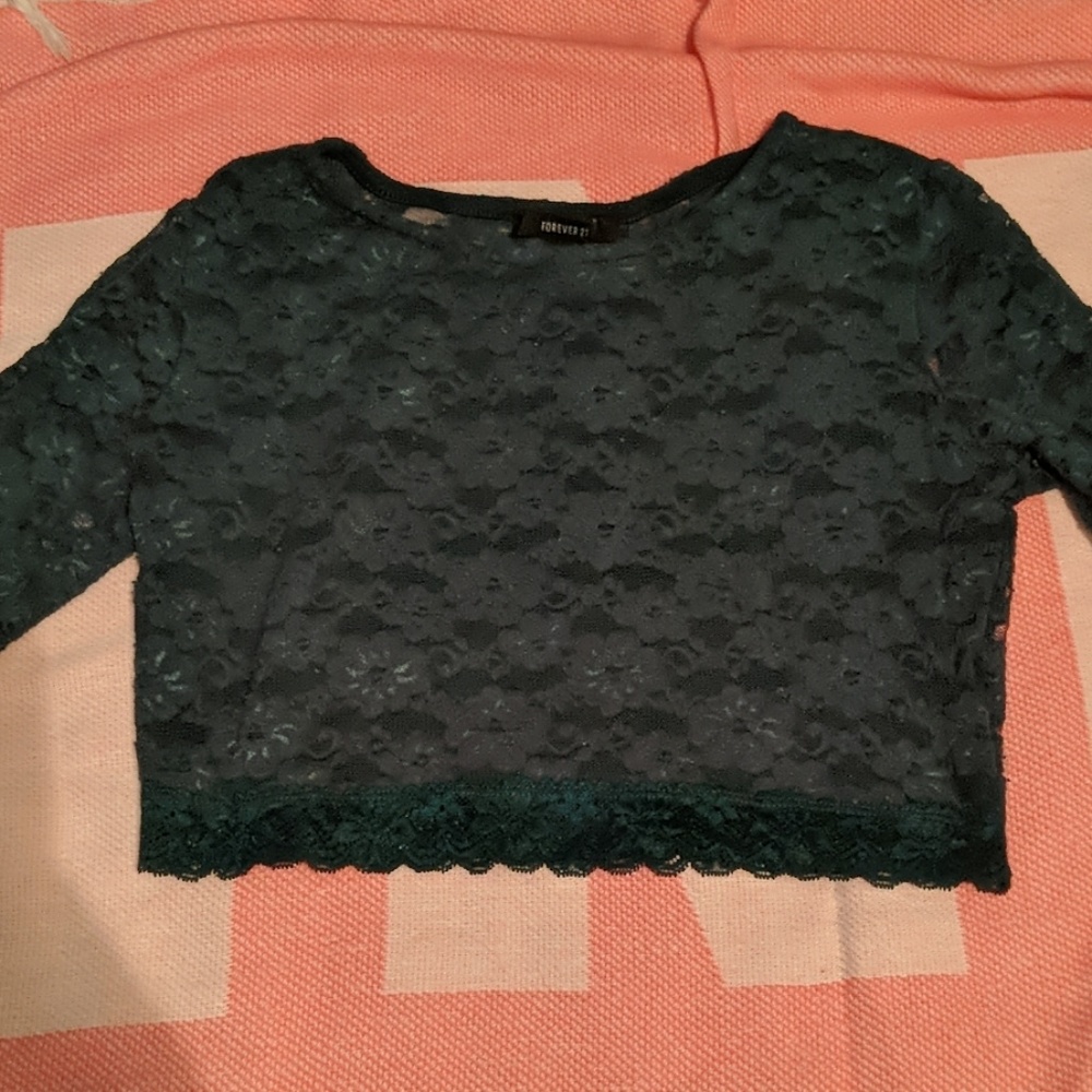 Long Sleeve Lace Crop Top